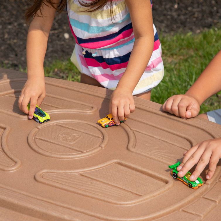 Naturally playful cheap sand table